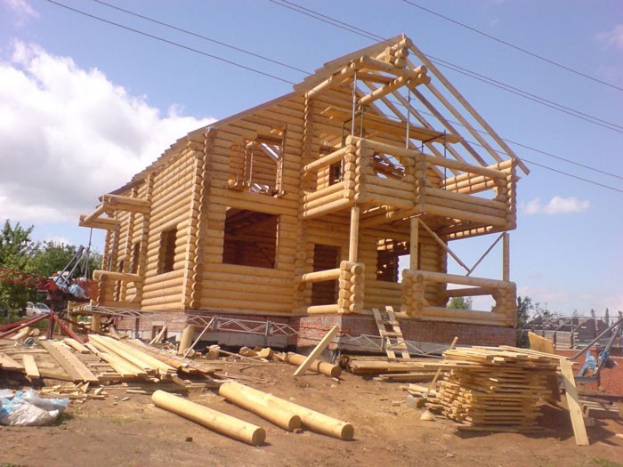 Как построить дом своими руками из дерева