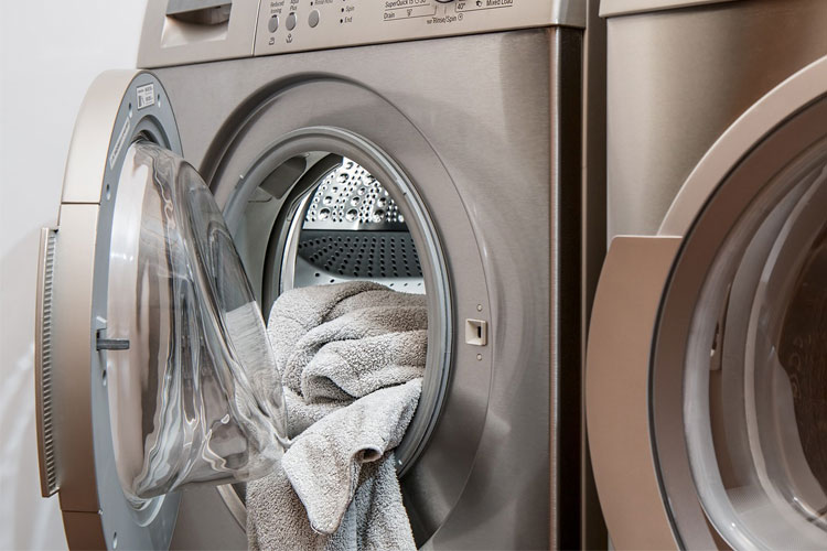 Как выбрать хорошую стиральную машину автомат недорого