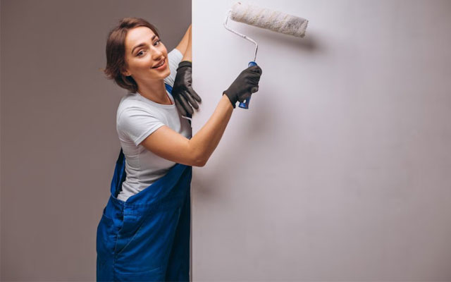 Как подготовить комнату к покраске стен